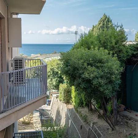 E&j Mare E Relax شقة