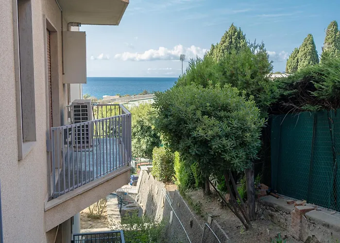 E&j Mare E Relax Apartament